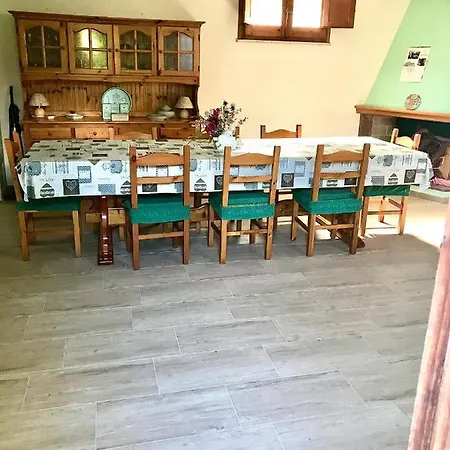 Elena's Maison *