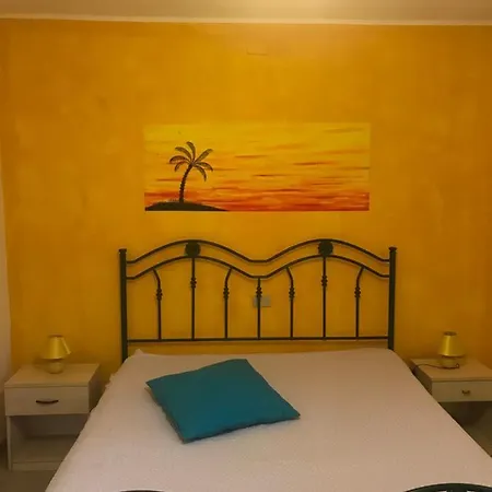 Elena's Maison *